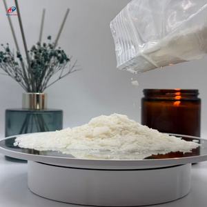 Cera de Palma Ecológica Perfumada Hecha a Mano, Materia Prima para Velas, Lápiz Labial y Bálsamo Labial - Uso Navideño/Festivo - Product Image 1