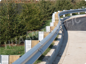 Rel pelindung Jalan Keselamatan dengan rel pembatas jalan raya <span class=keywords><strong>Roller</strong></span> ganda tiga gelombang pagar pembatas lalu lintas untuk pagar pembatas jalan raya - Product Image 6