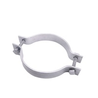Pince de poteau réglable pour câble optique de communication avec structure de support de charge pour poteaux d'éclairage public et en béton