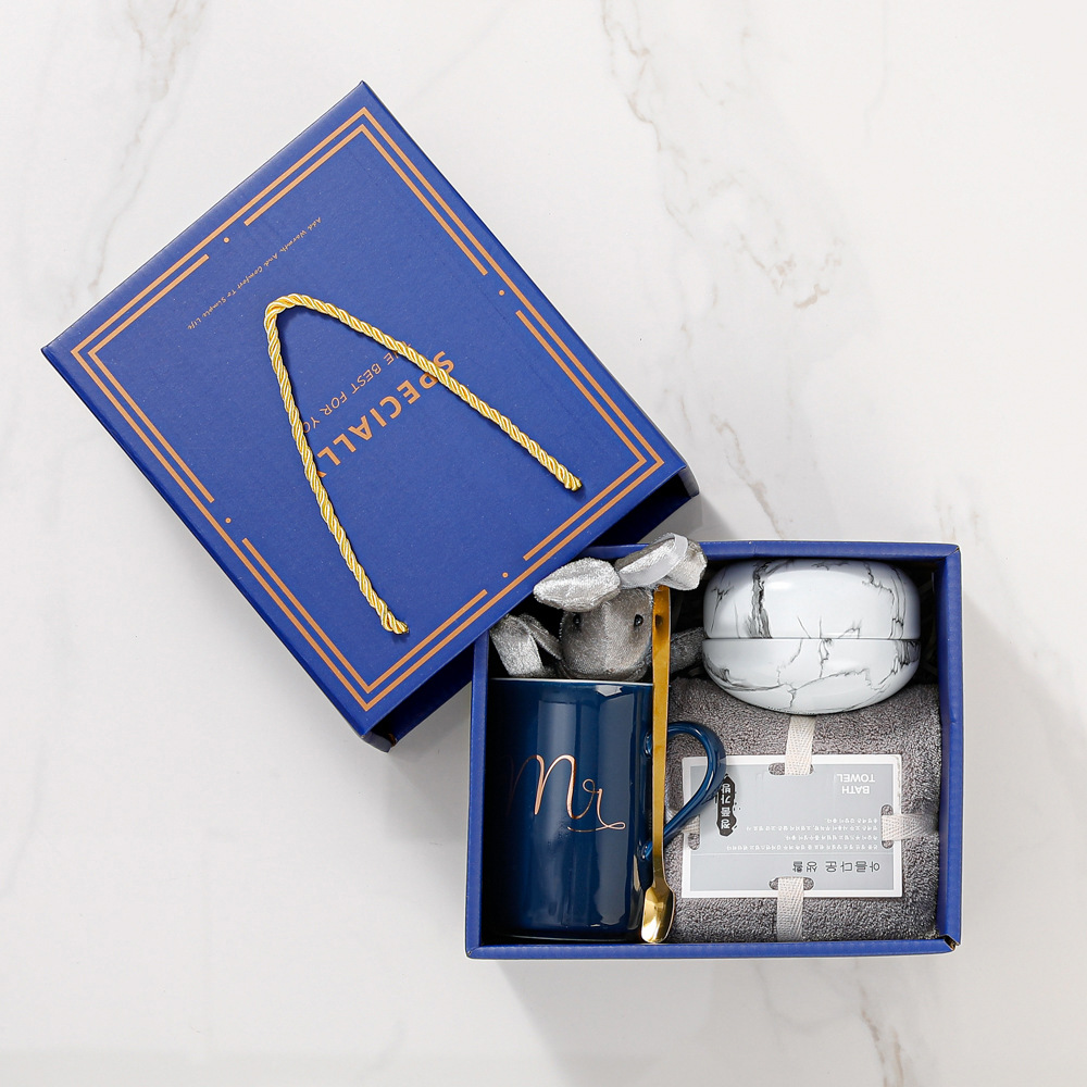 02 ensemble cinq pièces bleu