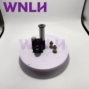 Bomba de Combustible Manual 1052205960 105220-5001 para Excavadora Komatsu PC200-5/7 PC210-7 PC220-7 PC240-6 PC270-7 Motor 6D102 6D95 4BT - Product Image 3