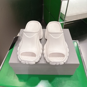 Ladies Slippers High Quality Luxury Designer Women Summer Stylish Casual Slip-On White Heightening Light Weight Platform Slides - Product Image 4