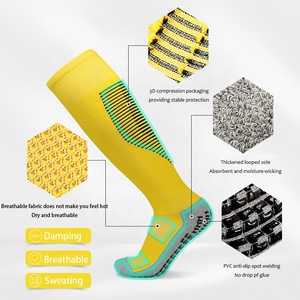 Calcetines Deportivos Juveniles de Primera Calidad, Personalizables <span class=keywords><strong>en</strong></span> Tamaño y Color, Antideslizantes con Agarre de Silicona, Compresión <span class=keywords><strong>en</strong></span> <span class=keywords><strong>la</strong></span> Parte Inferior, Ecológicos - Product Image 3
