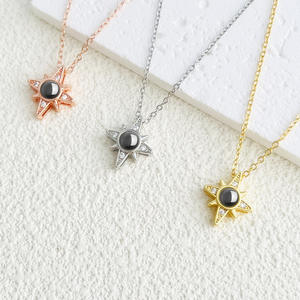 สร้อยคอยาวแปดแฉกสีทองทันสมัยโซ่กระดูกไหปลาร้าอเนกประสงค์100ภาษาเครื่องฉายภาพส่วนใหญ่ทำจากทองเหลือง - Product Image 6