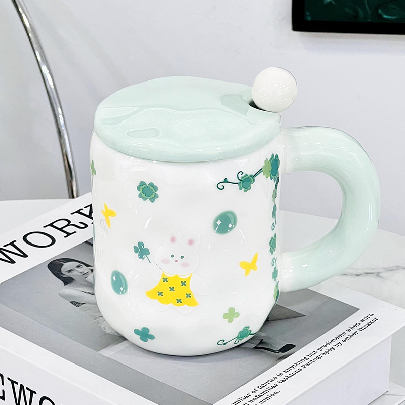 Coupe en céramique lapin jupe jaune
