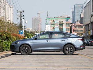 Byd Qin Plus Dm-I 2025 Sedan 55km 120km Phiên <span class=keywords><strong>B</strong></span>ản 120kw <span class=keywords><strong>D</strong></span>ành Cho Người Lớn Lai Điện Năng Lượng Mới Xe Cổ Phiếu Tình Trạng Mới Sử <span class=keywords><strong>D</strong></span>ụng Xe - Product Image 4