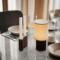 Lampe de table moderne portable avec abat-jour en tissu pour café, bar, hôtel, restaurant, décoration de chevet, lampe de table LED rechargeable sans fil