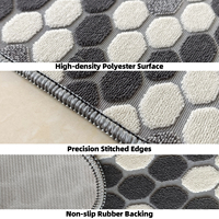 Langlebiger Jacquard Moderner Treppenläufer 340g Polyester-Oberfläche Ermüdungshemmend Umweltfreundlich Rutschfeste Gummiunterlage für Vermietung