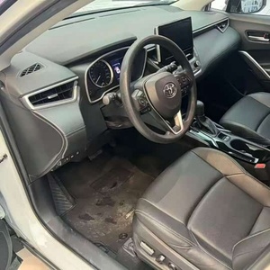 Toyota Corolla <span class=keywords><strong>Altis</strong></span> Frontlander <span class=keywords><strong>2022</strong></span>, voiture à essence automatique, 2.0L CVT, Toyota d'occasion - Product Image 6