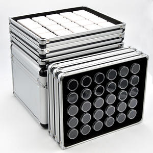 Plateau de présentation rectangulaire en métal avec doublure en velours et fermeture à boucle pour bagues, pierres précieuses et objets de valeur, portable - Product Image 5