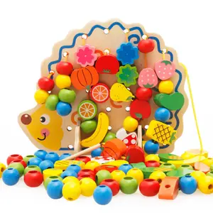 Venda quente de madeira colorida ouriço, frutas fio corda redondo labirinto de contas educativos brinquedos para crianças