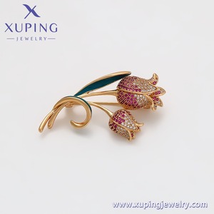 A00669935 Joyería XUPING, Broche de Moda de Cobre con Baño de Oro de 18k, Diseño de Flor de Tulipán con Circonita Cúbica Sintética - Product Image 4