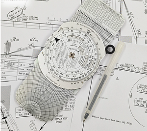 เครื่องบินจำลองการบิน DF E6B-S สำหรับนักบินมืออาชีพ ทำจากพลาสติก สำหรับฝึกนักบินเชิงพาณิชย์ พร้อมซองหนัง - Product Image 4