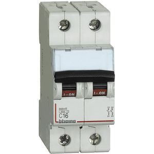 Disjoncteur modulaire Bticino 2P 16A Courbe C Thermique Magnétique 4500A 400V IP20 - Product Image 1