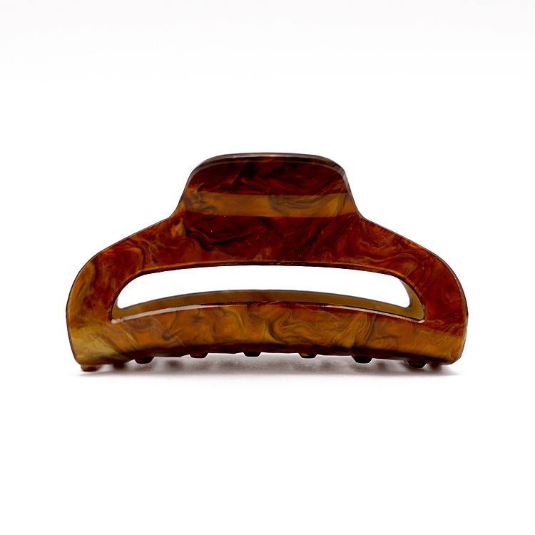 สีน้ำตาล