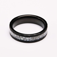 6MM 8MM IP Noir Tungstène Martelé Hommes Anneau Fabriqué À La Main Bande De Mariage Blanc Nacre Shell Incrustation De Carbure De Tungstène Anneau