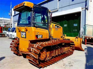 Bouteur sur chenilles Caterpillar D5K2 de haute précision, petit bulldozer avec technologie de finition de lame stable pour le nivellement, à vendre - Product Image 6