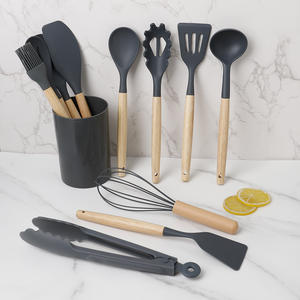 تخفيضات هائلة على 12 أداة طهي أواني مطبخ من السيليكون طقم أدوات مطبخ من السيليكون بمقبض خشبي ودلو تخزين - Product Image 5