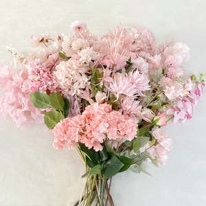ดอกไม้ประดิษฐ์หลากสีชมพูสำหรับตกแต่งงานแต่งงาน - Product Image 2