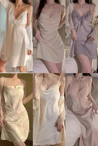 Set Pigiama Estivo <span class=keywords><strong>da</strong></span> Donna in Seta 100% a Due Pezzi con Scollo a V e Maniche Lunghe, Asciugatura Rapida, Traspirante, Logo Frontale, Stile Estivo - Product Image 6