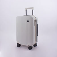 Valise rigide minimaliste moderne légère à lignes verticales, résistante aux rayures, en PC, avec serrure TSA, pour voyages d'affaires