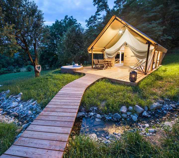 outdoor-four-season-luxury-resort-glamping-safari-canvas-lodge-tent
