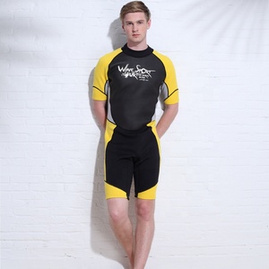 Equipo de Buceo trajes de <span class=keywords><strong>neopreno</strong></span> de manga corta trajes de buceo para los hombres - Product Image 1
