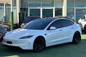 2024 Te sla Model 3 Performance Highland Berline électrique - Product Image 3