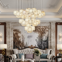 Lustre LED carré multi-niveaux en albâtre, finition laiton brossé, luminaire suspendu pour usage résidentiel et commercial