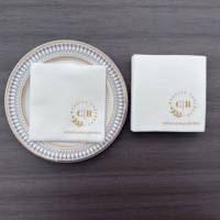 Serviettes personnalisées de haute qualité avec logo pour serviette d'invité jetable de fête de mariage