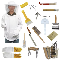 Gartenwerkzeug Automatisches Imkerei-Ausrüstungs-Starter-Kit Großhandel Imkerbedarf Inklusive Bienenköniginnen-Rauchgerät und Bürste Y