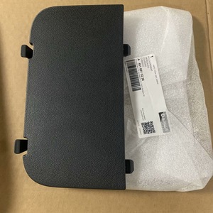 Couverture intérieure de coffre Smart A 451 691 02 36 noire, pièce de rechange pour Smart 451, côté droit du hayon - Product Image 1