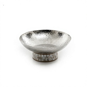 Bol martelé en métal avec base en nacre Bol de service à dessert de qualité supérieure aux prix de gros - Product Image 1