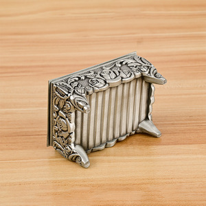 <b>Dropshipping</b> Shopify Nordic Vintage Metal Rose Jewelry Box Earring Necklace Ring Storage Display Organizer - Product Image 6