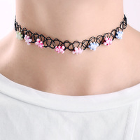 Lot de 12 colliers ras-du-cou élastiques style ethnique bohème, colorés, avec motifs ours et fleurs, pour femmes, bijoux fantaisie, colliers de clavicule effet tatouage