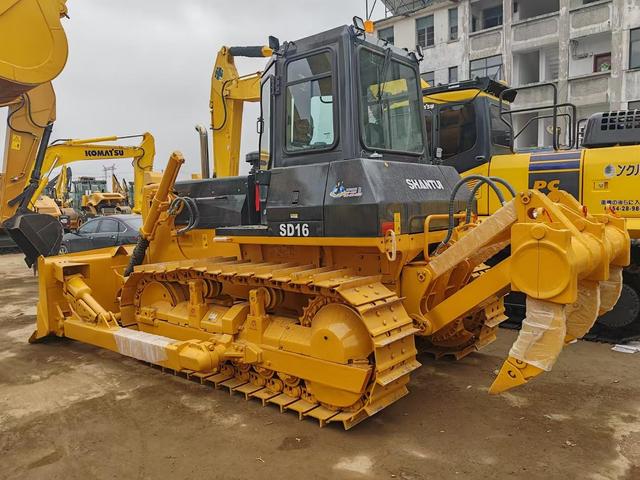 High-Performance Bulldozers HE-170