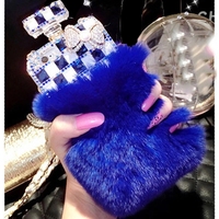 Étui de téléphone portable en fourrure de lapin douce et chaude avec bouteille de parfum en diamant incrusté de strass de luxe pour iPhone