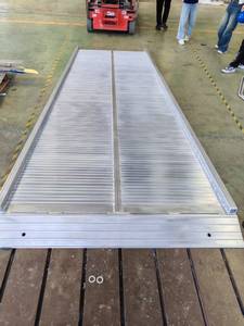 Rampa de carga de aluminio con capacidad de 3 toneladas para cortacésped, tractores pequeños, motocicletas, miniexcavadoras, montacargas, apiladores - Product Image 4