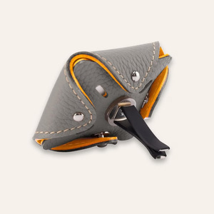Premium leather <b>car</b> air freshener box, decorative leather <b>diffuser</b> clip for <b>car</b> air vents, and air freshener ornament. - Product Image 4