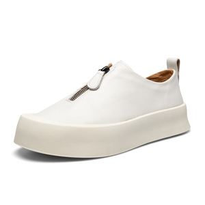 Chaussures à enfiler en cuir lisse beige, style skate à plateforme épaisse, avec fermeture éclair avant, languette de traction au talon, bout rond et semelle en caoutchouc blanc antidérapante - Product Image 3