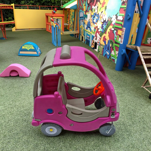 Gran oferta 2025, coches divertidos de princesa para niños, juguetes para montar en interiores y exteriores de alta calidad, venta directa de fábrica, plástico hecho para jardín de infantes - Product Image 3