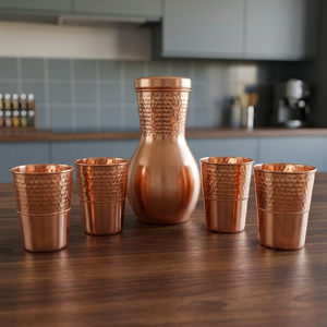 Pot à eau en cuivre certifié avec un ensemble de 4 tasses Moscow Mule, écologique, compatible lave-vaisselle, boîte cadeau incluse, designs personnalisables - Product Image 2