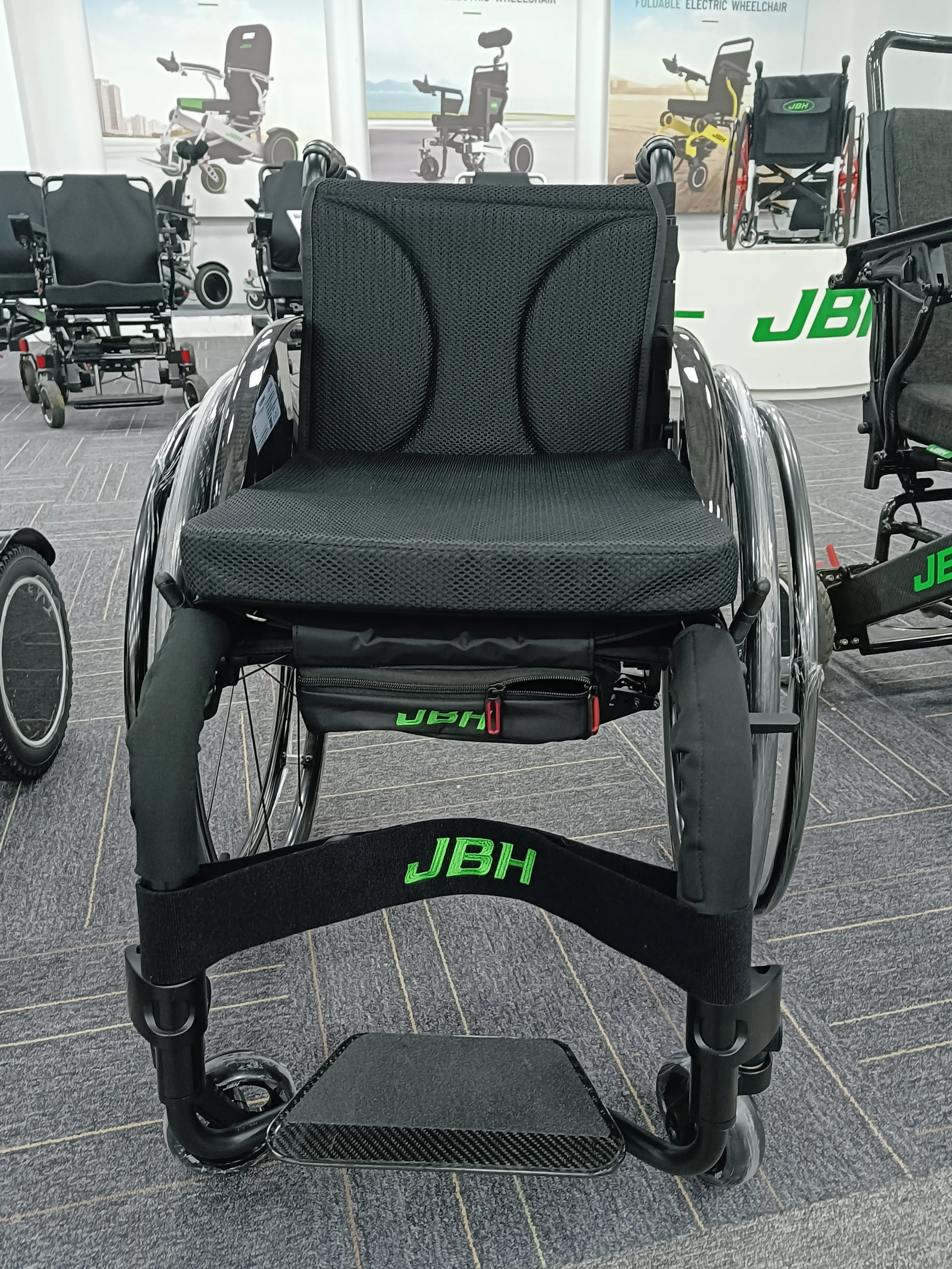JBH Aluminum Manual Wheelchair Lightweight Wheelchairs For Adults Portable Folding Wheelchair