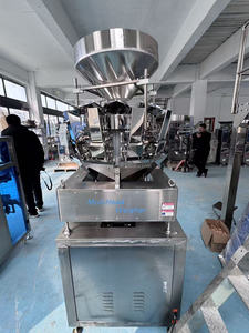 Machine d'emballage automatique multifonctionnelle pour le conditionnement de petits sachets en plastique, idéale pour les épices, les poudres, les céréales, le thé, le café et les produits alimentaires. - Product Image 5