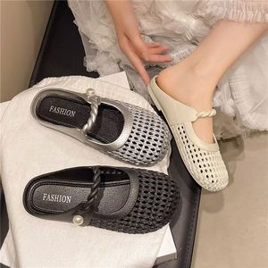 2025 été nouvelle version haute qualité <span class=keywords><strong>argent</strong></span> Style français Baotou demi pantoufle pour les femmes tissé creux respirant Net sandales plates - Product Image 1