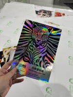 JiuJiu Vente en gros de vinyle adhésif holographique arc-en-ciel en PVC, rouleau imprimable, vinyle auto-adhésif permanent, vinyle imprimable par jet d'encre