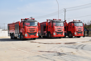 Camion de pompiers multifonctionnel 15000L, combinaison eau, mousse et poudre sèche, véhicule de lutte contre l'incendie et de sauvetage d'urgence, pour la vente mondiale - Product Image 6