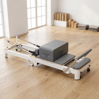 Reformer Pilates pliable en alliage d'aluminium durable et réglable, lit de rééducation multifonctionnel pour usage commercial et domestique