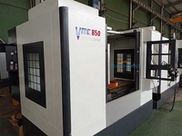 VMC850 Chine fraiseuse CNC 3 axes pour le métal pour le puissant centre de machine verticale