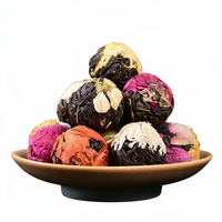 Boules de thé aux fleurs de camomille fermentées du Yunnan Pu'er, faites à la main, en boîte